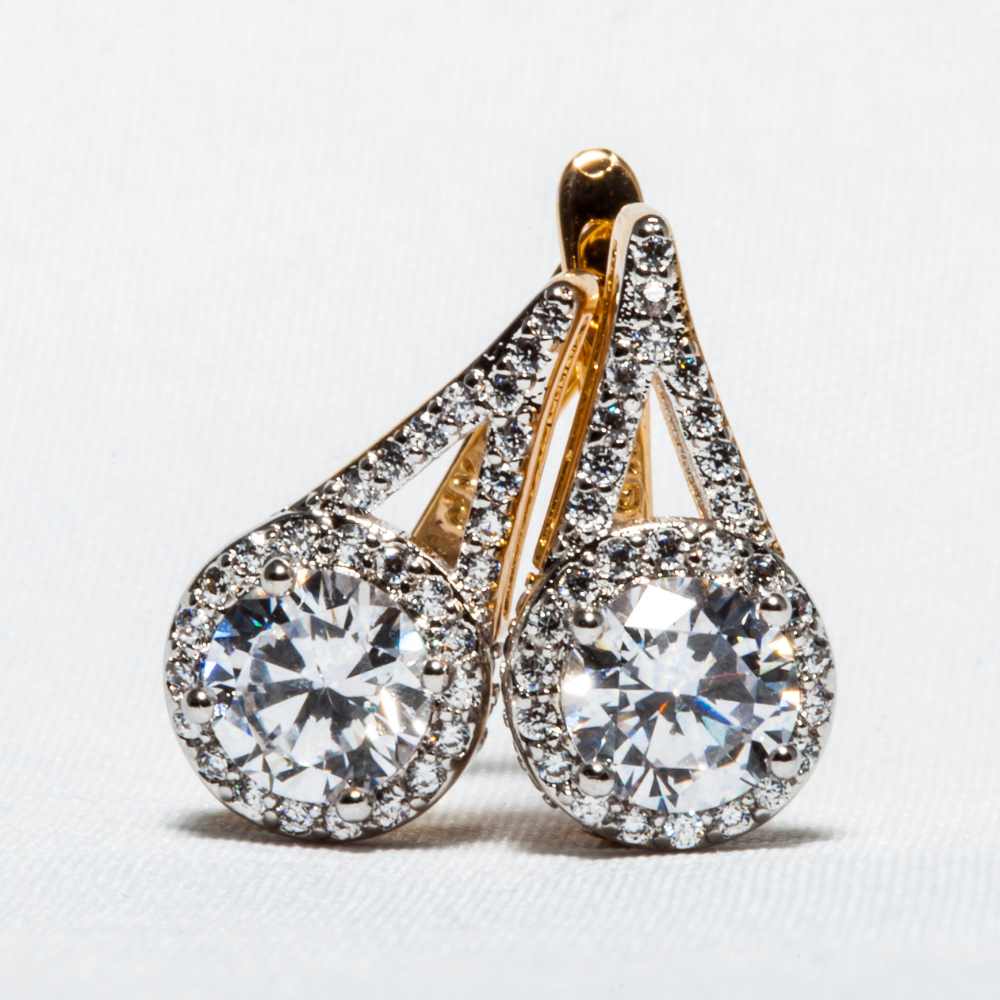 Diamond Earrings in 14K Yellow Gold (1/4 ct. tw.)